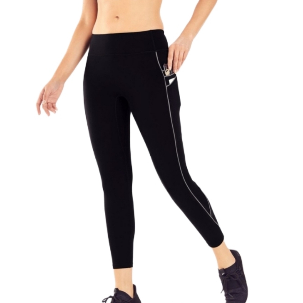 Fabletics   Women's  Size L Leggings  Black